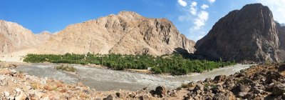 Pandži upės slėnis Tadžikistano ir Afganistano pasienyje