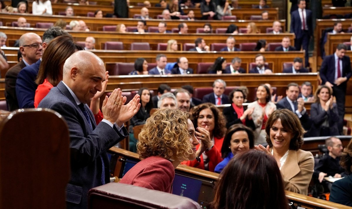 Ispanijoje darbą pradeda naujasis šalies parlamentas