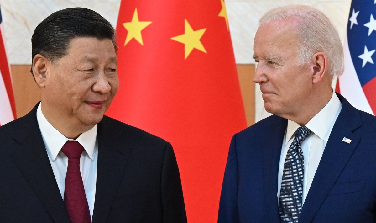 Kinijos prezidentas Xi Jinpingas ir JAV prezidentas Joe Bidenas