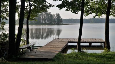 Rytas prie Peršokšnų (Švenčionių raj.) ežero