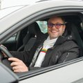 Krekenavos klebonas Gediminas Jankūnas pardavė elektromobilį: negalėjau atlikti savo tarnystės