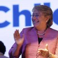 Populiarumą prarandanti Čilės prezidentė pertvarkys visą vyriausybę