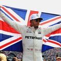 Permainingose lenktynėse Azerbaidžane pirmą sezono pergalę pasiekė Hamiltonas
