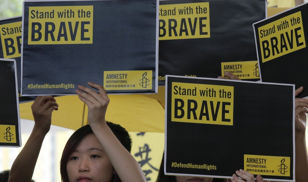 Honkongo teismas pripažino kaltais demokratinio judėjimo lyderius