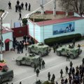 Ukraina ginkluojama: Rada reikalauja Rusijos išvesti kariuomenę, pasienyje kariškių daugėja