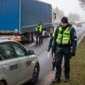Policija susidomėjo vairuotojais: patikrino, ar visi keliuose važinėja žieminėmis padangomis
