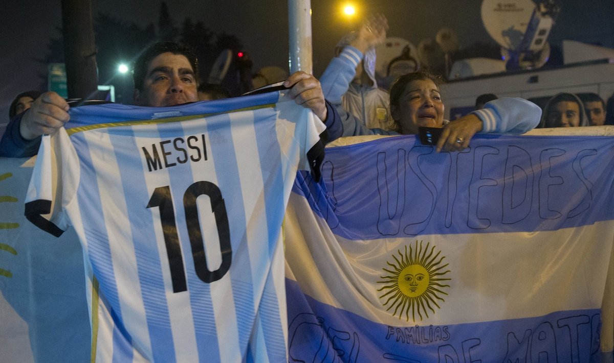 Lionelio Messi gerbėjai prašo futbolininko sugrįžti į rinktinę