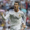 C. Ronaldo įvarčiai padėjo komandai laimėti Madrido derbį