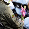 Rugsėjo 1-oji Pilaitės gimnazijoje ir kiek kainuoja gėlės Konarskio turgelyje