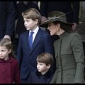 Kalėdų pamaldose Kate Middleton pribloškė apgalvotu įvaizdžiu: akcentas – naujausia princo Williamo kalėdinė dovana