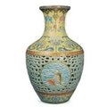 Kiniška vaza aukcione Britanijoje parduota už 43 mln. svarų sterlingų