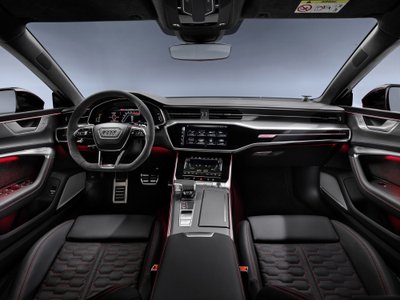 Frankfurto automobilių parodoje pristatytas naujas "Audi RS7"