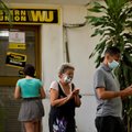 „Western Union“ stabdo pinigų pervedimus iš JAV į Kubą