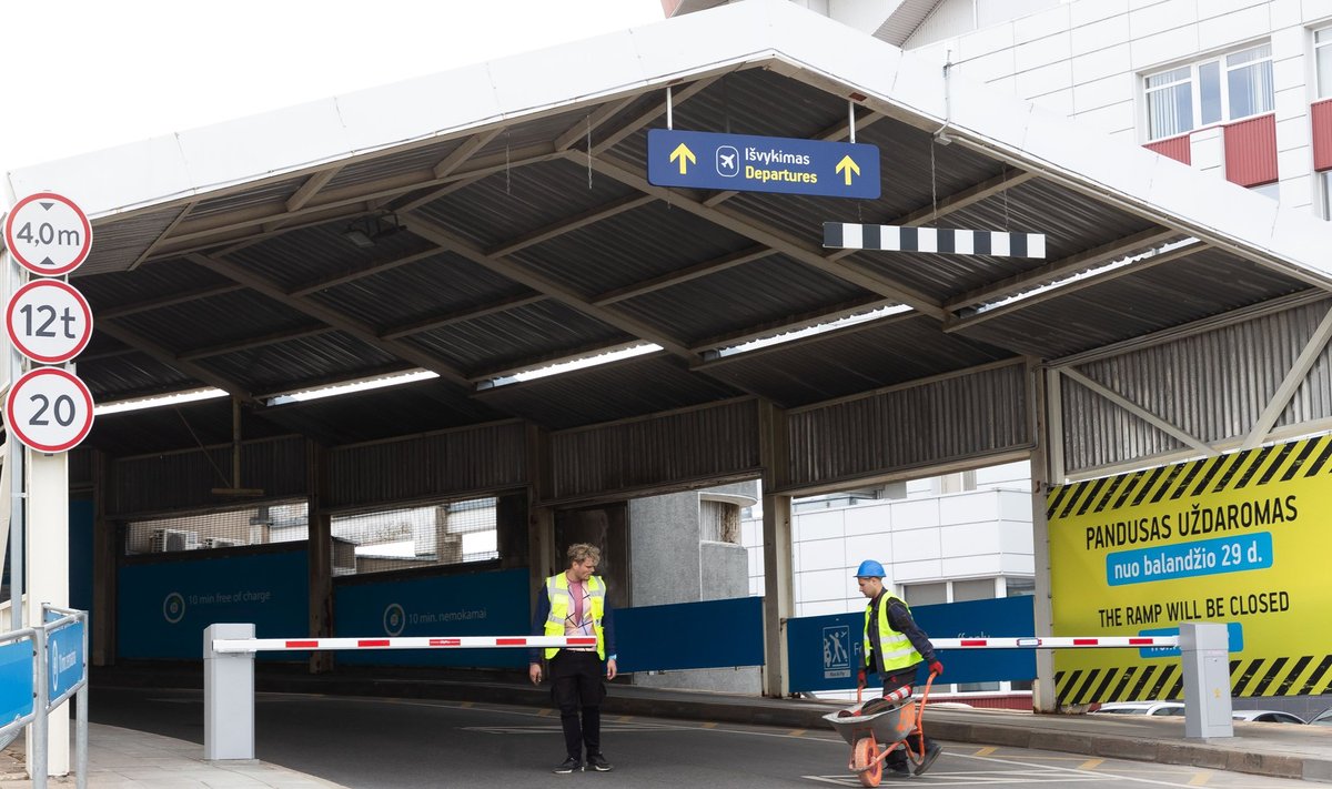 Vilnius Airport closes ramp to departures terminal