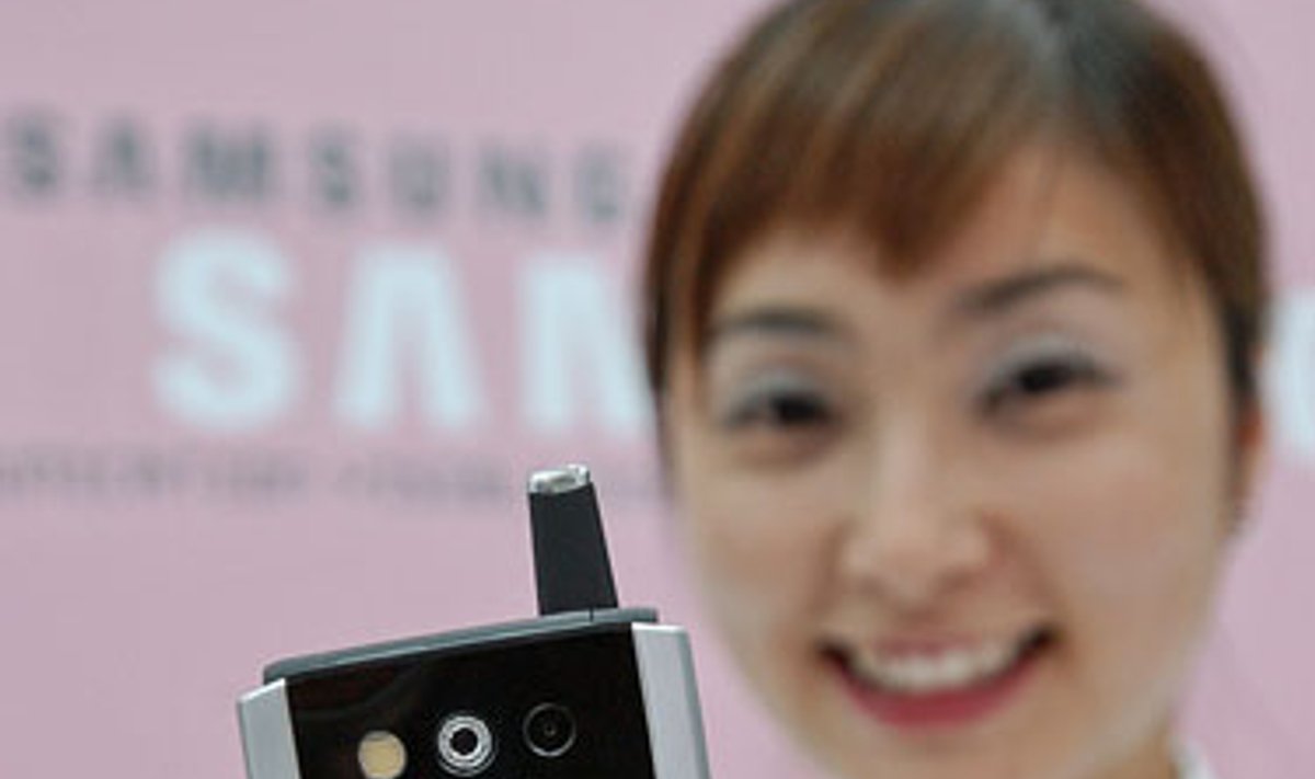 Samsung Electronics Pristat Telefon Su Kietuoju Disku Delfi Mokslas samsung-electronics-pristat-telefon-su-kietuoju-disku-delfi-mokslas