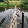 Netoli Vilniaus – ekstremalus tiltas per Nerį: juo žengti išdrįstų ne kiekvienas