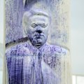 Rusijoje vandalai išniekino B.Jelcino paminklą