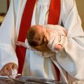 Krikštynų karštinė: mamos pasipasakojo, kiek davė kunigui ir paklojo šventei