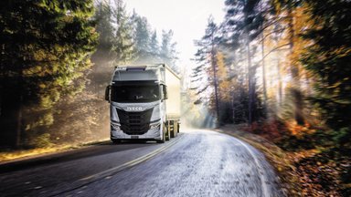 „Iveco“ vadovas: autonominiai sunkvežimiai būtų socialinė ir ekonominė nesąmonė