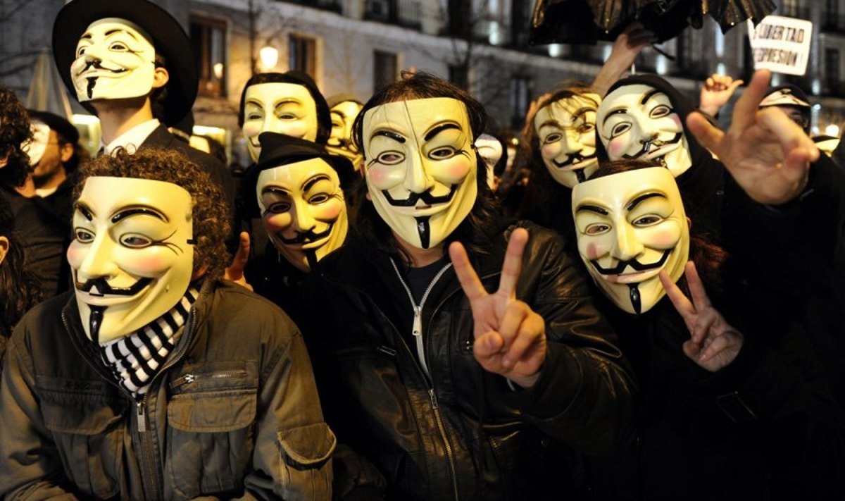 "Anonymous" programišiai