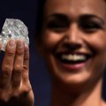 Britų juvelyras įsigijo didžiausią pasaulyje nešlifuotą deimantą