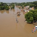 Pakistane dėl potvynių evakuota apie 100 tūkst. žmonių