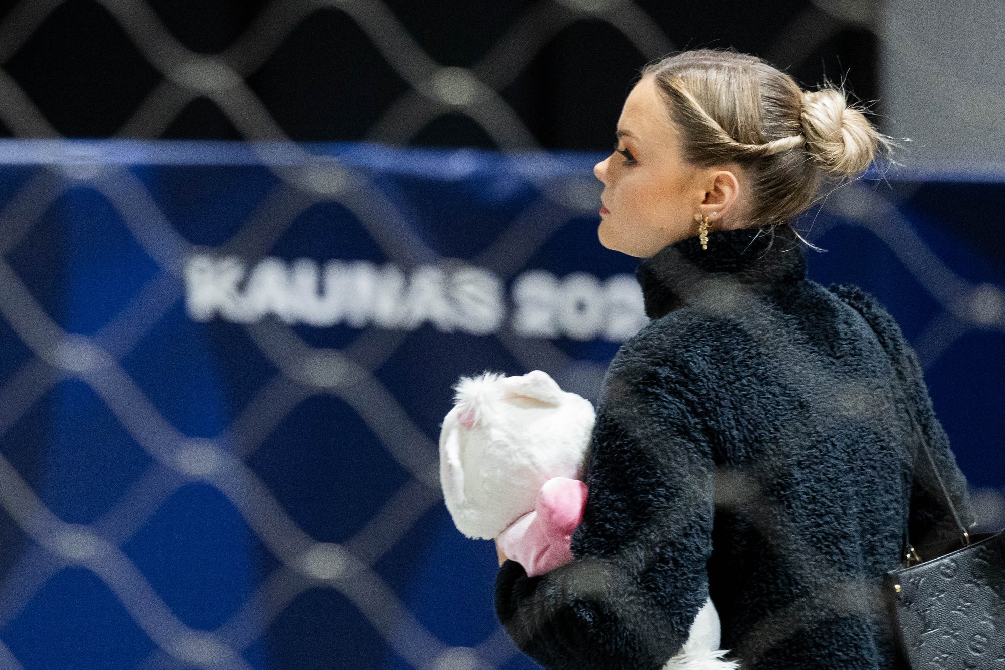 Okrutne zrządzenie losu: zwycięzca świętujący w Kownie został zachwiany wiadomościami z domu