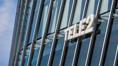 „Tele2“ visam rugpjūčiui pratęsė specialų tarifą skambučiams į Ukrainą – minutės kaina išlieka 5 ct