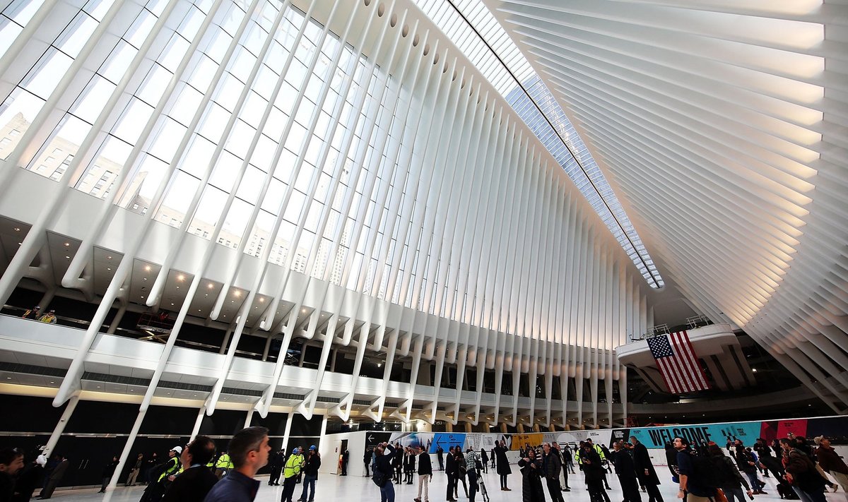 Niujorke duris atvėrė brangiausia pasaulyje geležinkelio stotis