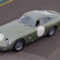 Aukcione parduoda kadaise smarkiai daužtą „Aston Martin“ – tikisi gauti milijonus