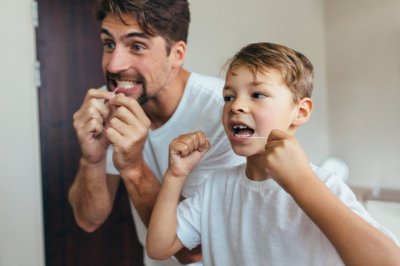 Tėvai privalo rūpintis vaiko burnos priežiūra.