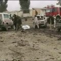 Nufilmuota Afganistane: savižudžio išpuolis žmonių minioje