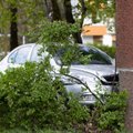 Vilniuje „Škoda“ kliudė tris automobilius, važiavo šaligatviais bei vejomis