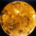 Naujas tyrimas: Veneros debesyse gali būti gyvybės