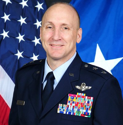 generolas Davidas W. Alvinas