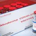 Švedija stabdo jaunų suaugusiųjų skiepijimą „Moderna“ vakcina
