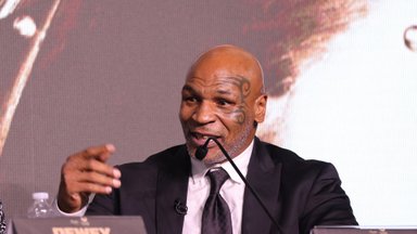 Ar tikrai boksininkas Mike‘as Tysonas išreiškė paramą Rusijai?