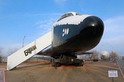2002 metais vienintelis į kosmosą pakilęs „Buran“ buvo sunaikintas sugriuvus kitam Baikonuro raketų montavimo korpusu 