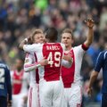„Ajax“ futbolininkai Olandijos pirmenybėse pakilo į pirmą vietą