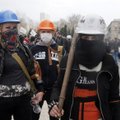 Ukraina: kyla barikados, separatistai trauktis neketina