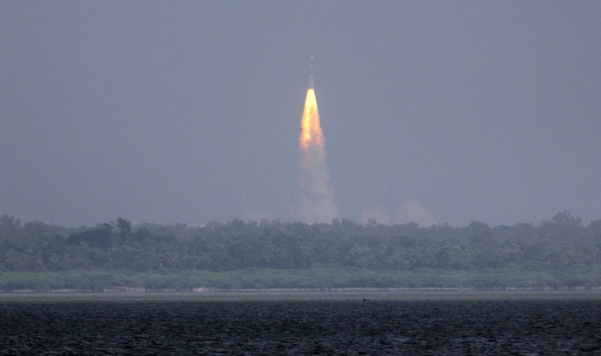 Indijos raketos, nešančios "Mangalyaan" zondą, startas