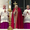 Vatikane palaidotas popiežius emeritas Benediktas XVI