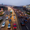 Dalyje Lietuvos eismo sąlygas sunkina silpnas snygis, kitur – lietus