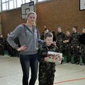 „Aistės-LSU“ komanda jauniesiems kariams surengė sporto pamoką
