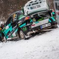 Testinis „Winter rally“ greičio ruožas nustebino – iš trasos išlėkė penki ekipažai