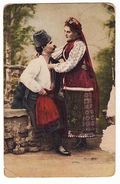 Ukrainiečių tautiniai drabužiai. Dniepro slėnio apranga