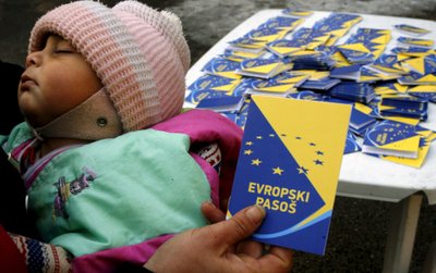 Sarajevo pilietinės visuomenės skatinimo centro kampanija, jos metu dalyvis pasilieka netikrą Europos pasą