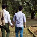 Tos pačios lyties asmenų poros dėl teisinio pripažinimo kreipiasi į KT ir EŽTT