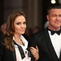 Aiškėja daugiau detalių apie A. Jolie ir B. Pitto santuoką