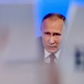 Įspėja dėl Putino: negalima tikėti jo triukais Ukrainoje